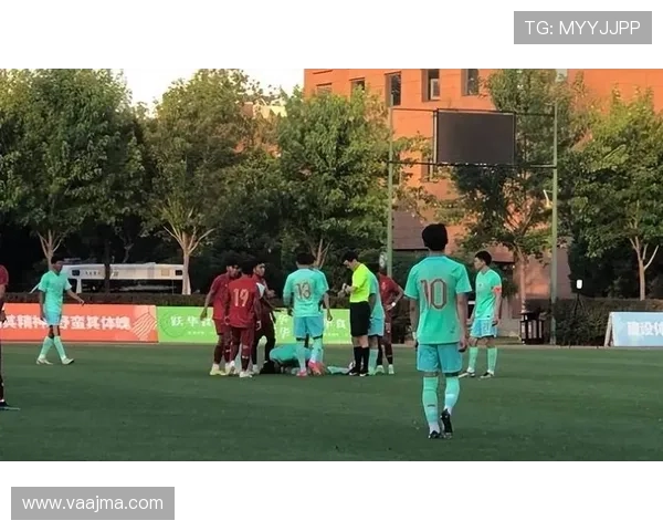 谢初筠替补登场助斯图加特U19逆转取胜展现中国青年力量