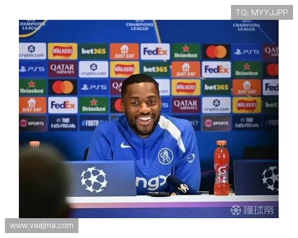 阿达拉比奥尤谈传承精神愿将孔帕尼的悉心关怀继续传递给阿昌庞