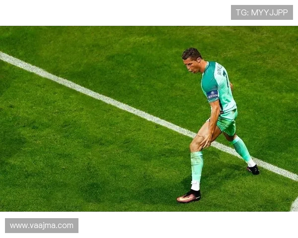 C罗本世纪左脚进球数位列第五，也是前十中唯一的非左脚球员